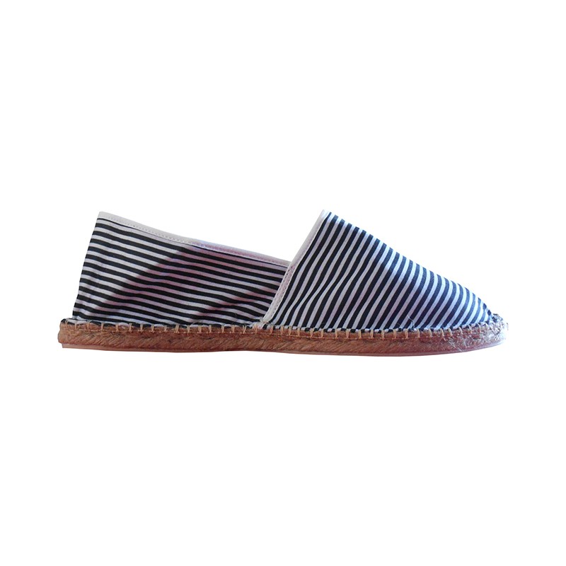 Espadrilles noires et blanches